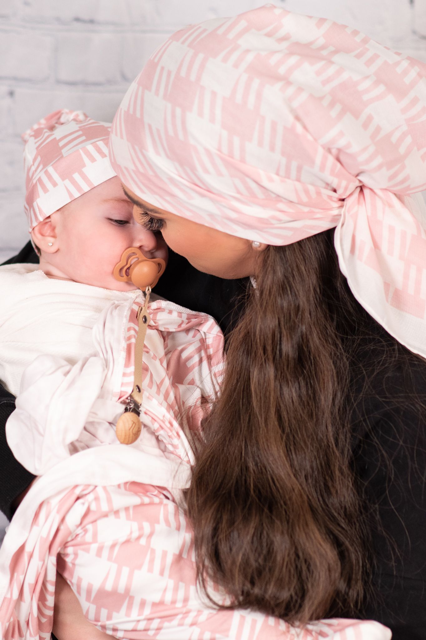 Pink Pattern Swaddle Blanket Tie Ur Knot