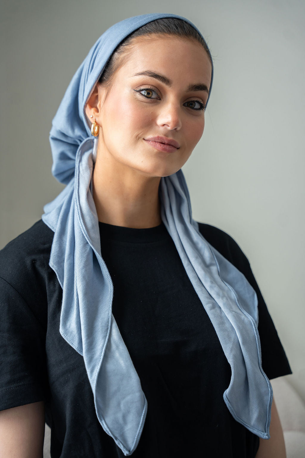 Embrace calm, carefree style with the Sky Cloud Wash Denim Head Scarf. 