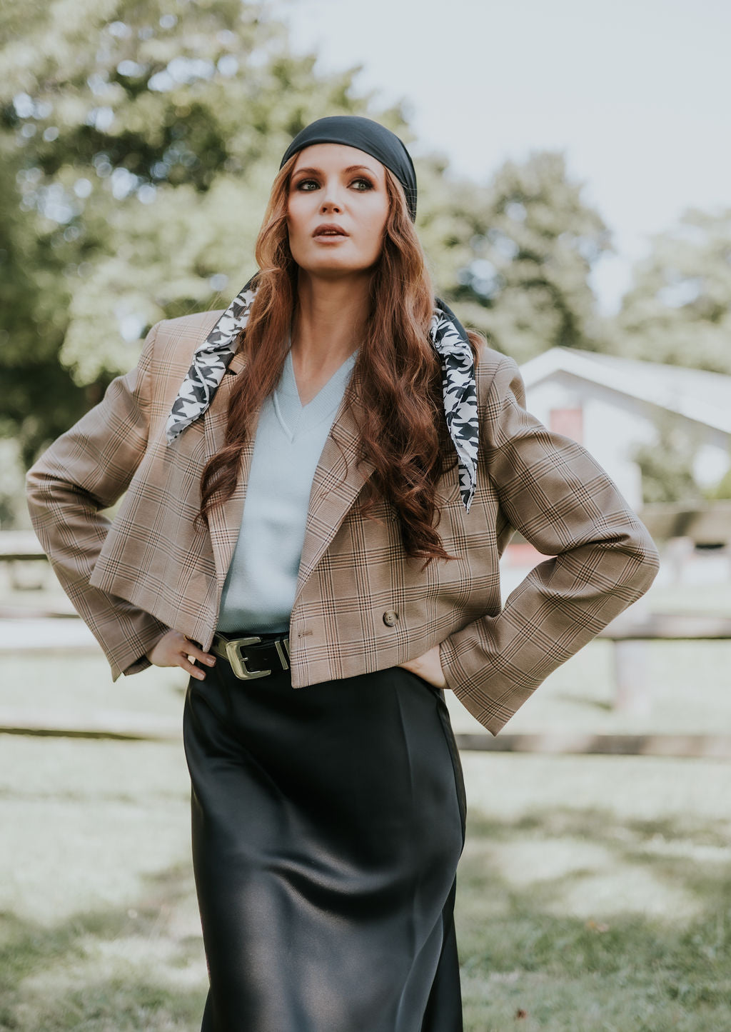 Black With Houndstooth Border Head Scarf